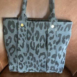 Clare V. Petit Tote in Marine Pablo Cat Suede Authentic Blue Black